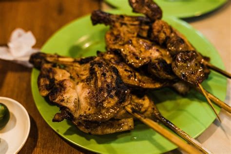 Best 20 restaurants in Bacolod City .